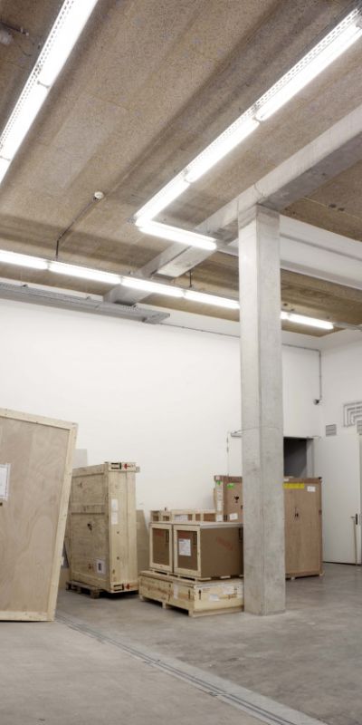 almine reich26x822