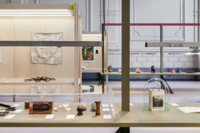 lhoas architectes architects art brussels mementos scenography 10x365
